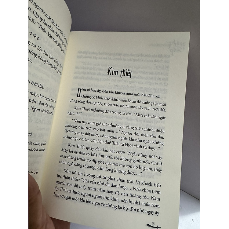 PHONG QUỐC - Một Mũi Tên Xé Gió, Một Giang Sơn Trở Mình - Ảnh 2