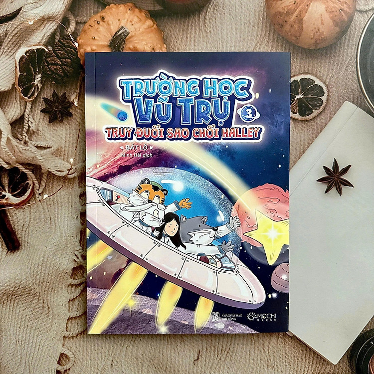 BỘ 5 TẬP TRƯỜNG HỌC VŨ TRỤ: Tàu Vũ Trụ “Chiếc Ủng”, Cuộc Đua Trên Mặt Trăng, Truy Đuổi Sao Chổi Halley, Cơn Bão Trên Sao Hỏa, Vũ trụ thu nhỏ – Bát Lộ – Minh Hải dịch – Mochibooks