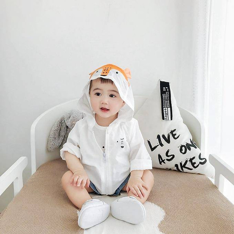 ÁO KHOÁC MỎNG MÙA HÈ