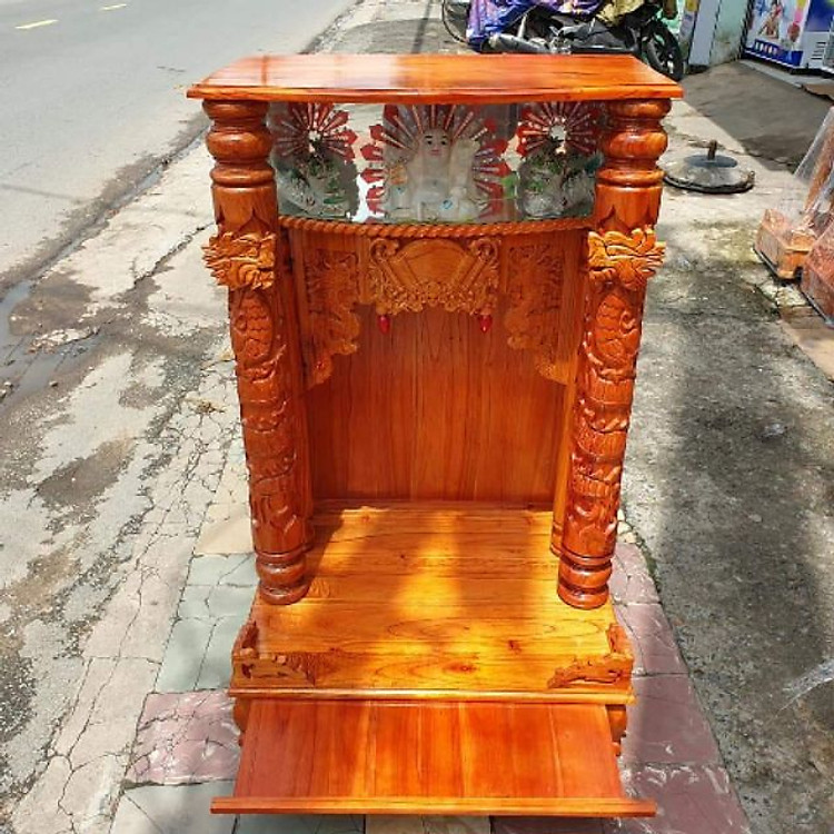 Bàn thờ thần tài ông địa gỗ xoan ngang 68 quỳ trụ điện tử