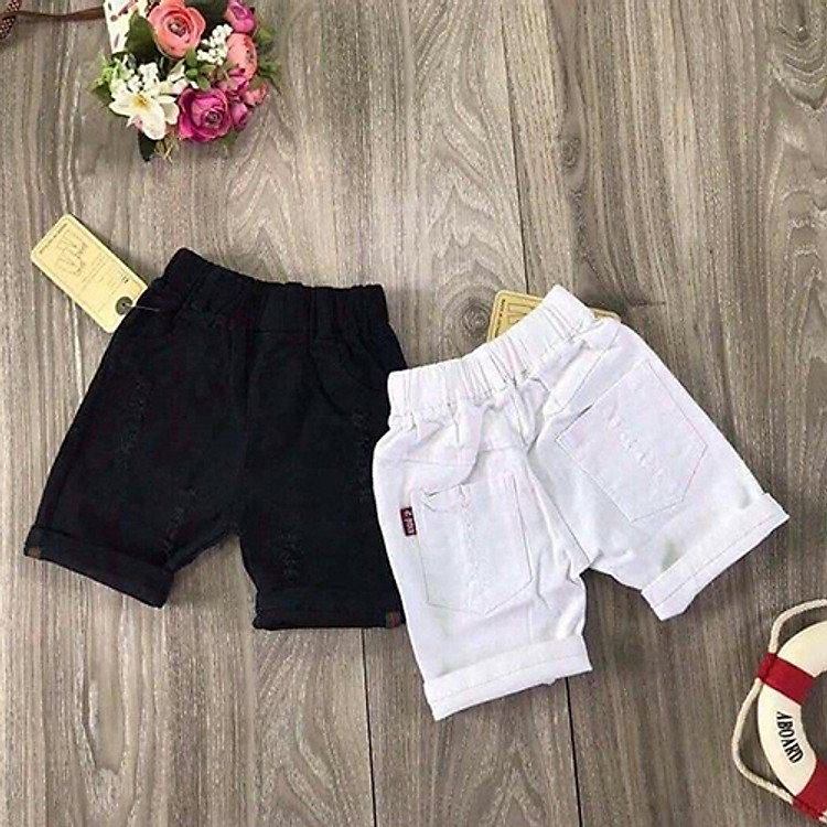 Quần Sooc Kaki mài rách cá tính form chuẩn, màu Đen và màu trắng, vải mềm mại thấm mồ hôi Co Giãn Cho bé trai và bé gái QC02