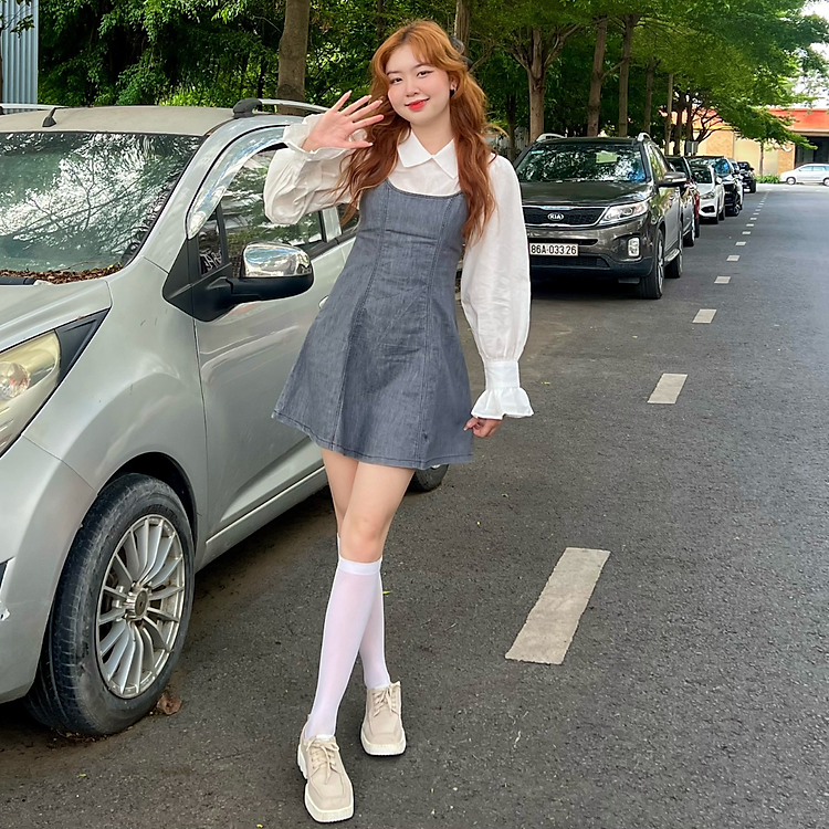 Đầm yếm dễ thương nữ tính Sandie Miều Est.2013 (không kèm áo sơ mi)