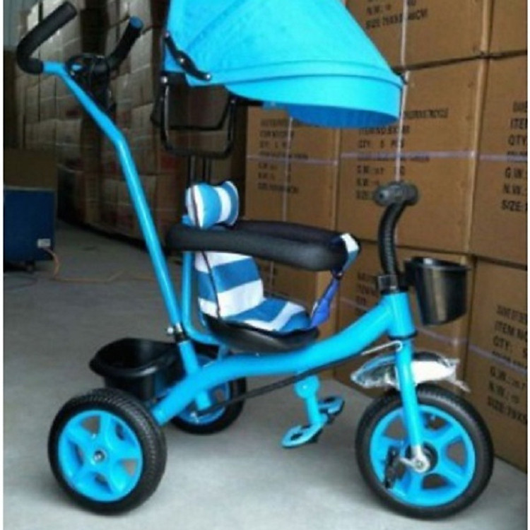Xe đạp 3 bánh cần đẩy có bàn đạp, mái che, bảo hiểm, để chân- màu cho bé trai