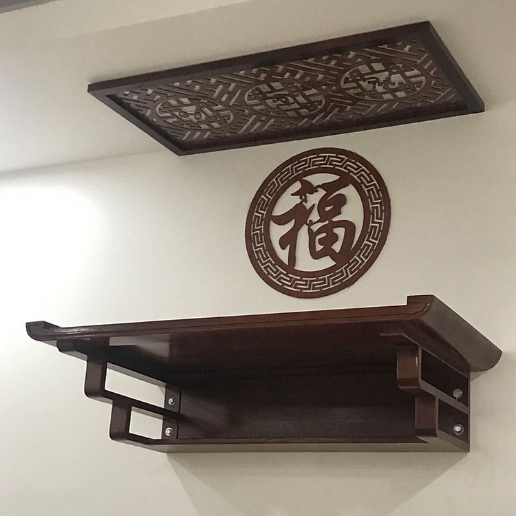 Bàn Thờ treo gỗ sồi phun màu nâu gụ, combo cả bộ tặng tấm ám khói và chữ Phúc