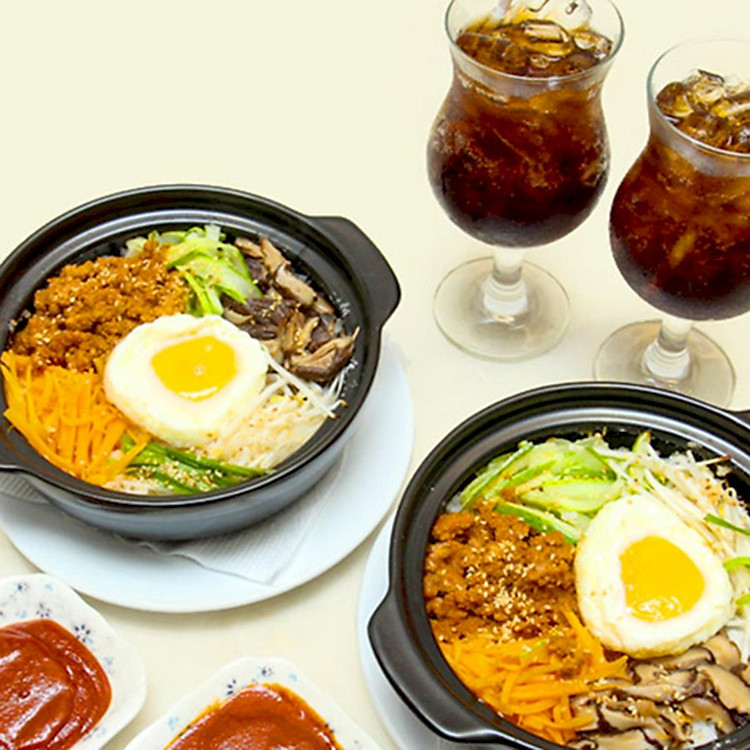 Blue Diamond Hotel 3* - Combo 02 Phần Cơm Trộn Hàn Quốc Và 02 Ly Coca Dành Cho 2 Người