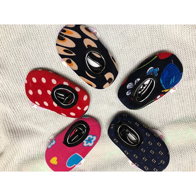 COMBO 5 ĐÔI GIÀY NHUNG LÓT NỈ CHO BÉ, SIZE 0-3 TUỔI