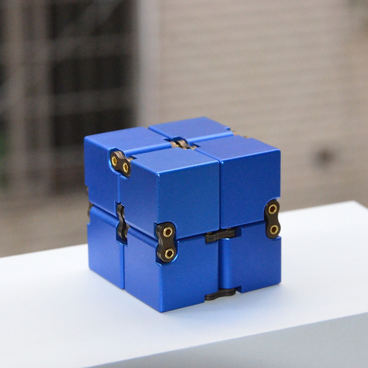 Khối Vuông Infiniti Cube Kim Loại - Màu Đen - Ảnh 2