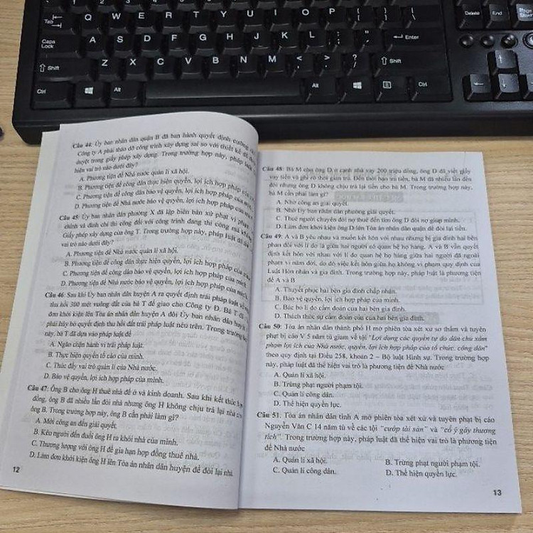 Câu Hỏi Và Bài Tập Trắc Nghiệm Giáo Dục Công Dân - Luyện Thi THPT Quốc Gia - Ảnh 2