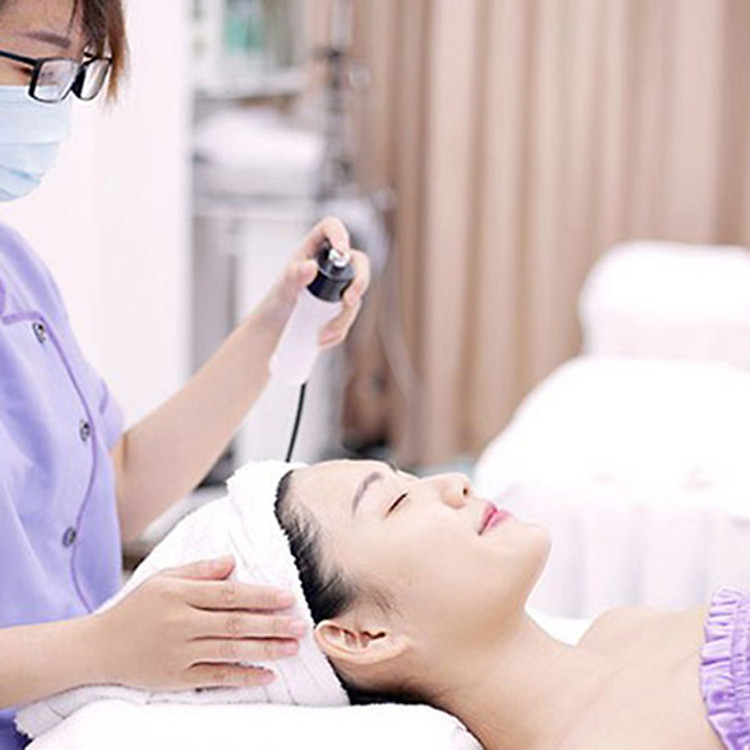 Liệu Trình Điều Trị Mụn Chuyên Sâu + Thải Độc Chì