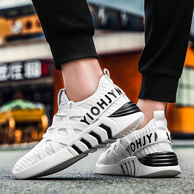 Giày Thể Thao Nam 01M160