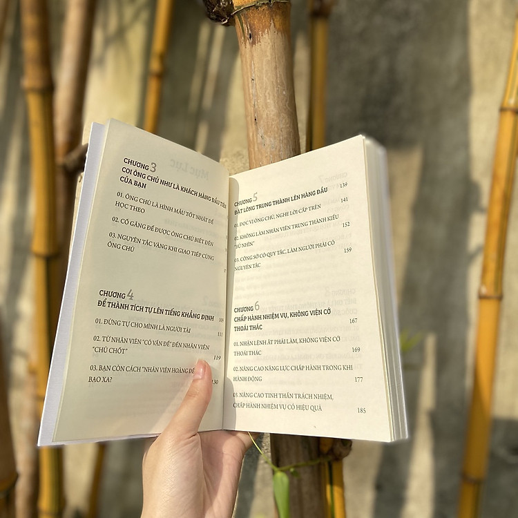 Bạn Còn Cách "Nhân Viên Hoàng Đế" Bao Xa? (ML) - Ảnh 2