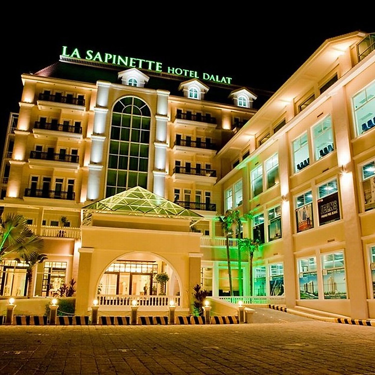 La Sapinette Hotel 4* Đà Lạt - Gồm Buffet Sáng, Khách Sạn Hàng Đầu Việt Nam, Gần Ngay Bến Xe Thành Bưởi Đà Lạt