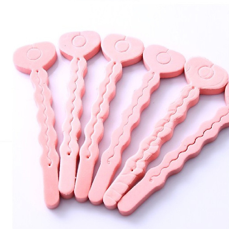 Lô cuốn chìa khóa tim hồng