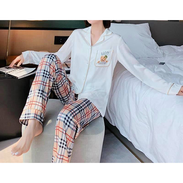 pijama lụa dài có túi hình gấu