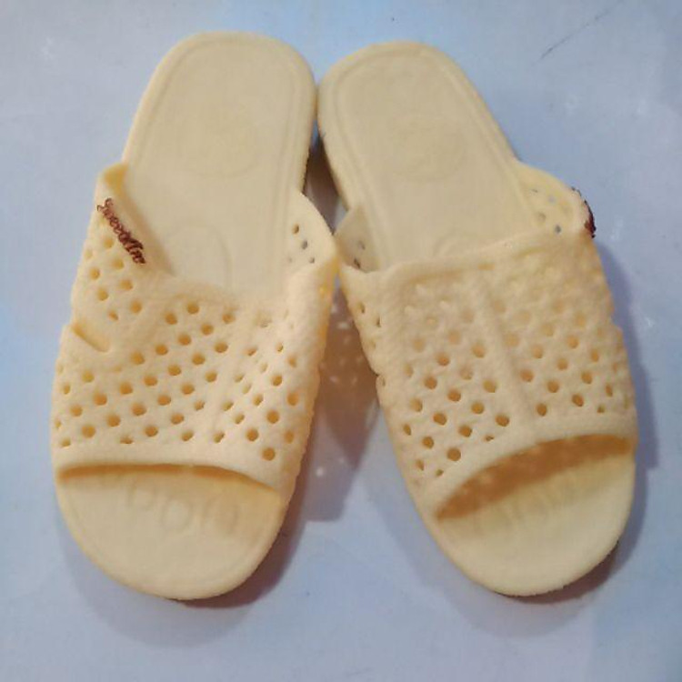 Dép tổ ong trẻ em