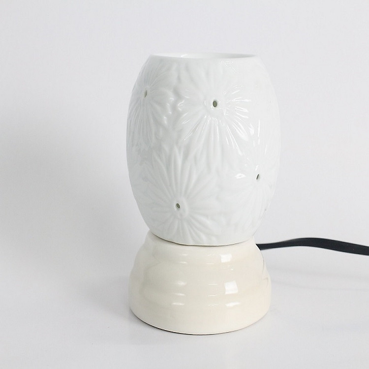 Đèn xông tinh dầu sứ hoa cúc Lasante DXS-05, Tặng tinh dầu 10ml