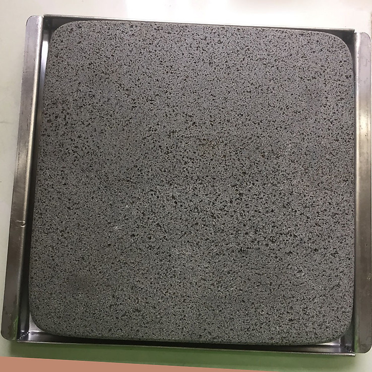 Đá Núi Lửa Nướng Thịt Không Khô - Không Cháy Khét - Không Độc ( Vuông 20cm x Dày 3cm )