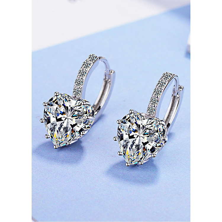 Bông tai trái tim đính đá long lanh