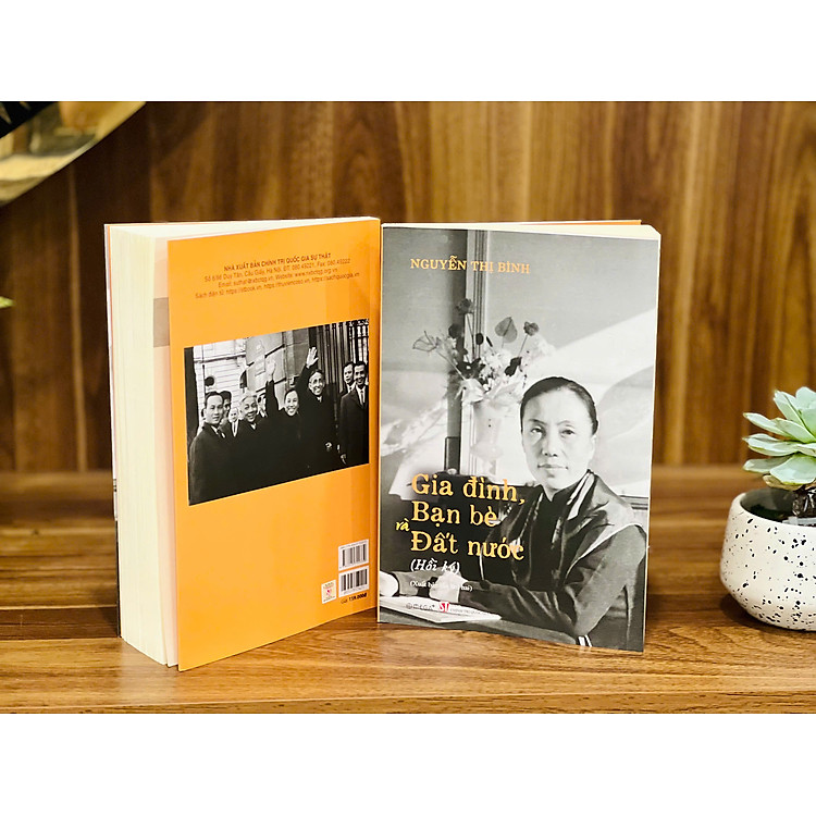 HỒI KÝ GIA ĐÌNH - BẠN BÈ - ĐẤT NƯỚC (Tái bản 2025) - Ảnh 5