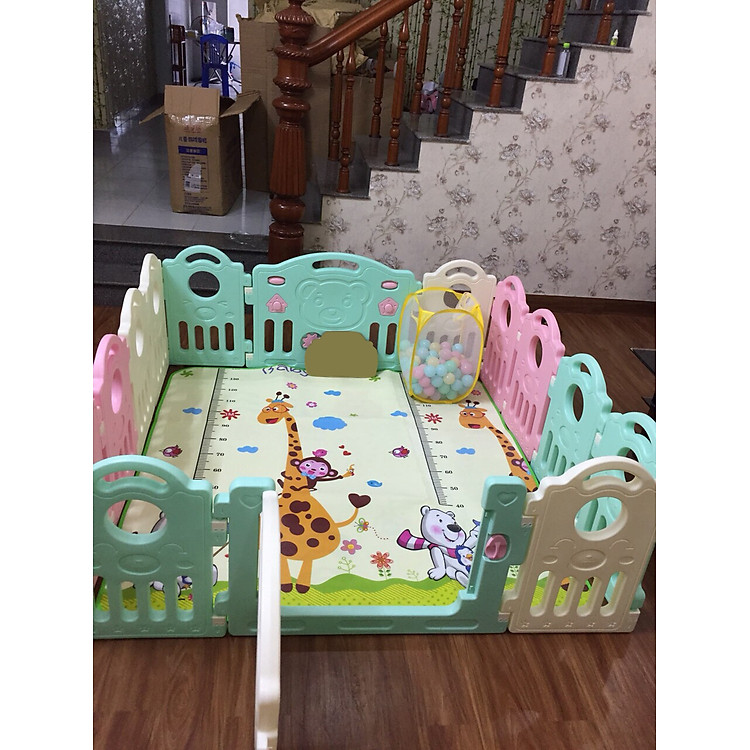 Quây cũi nhựa( tặng thảm xốp, 100 bóng, giỏ đựng bóng)