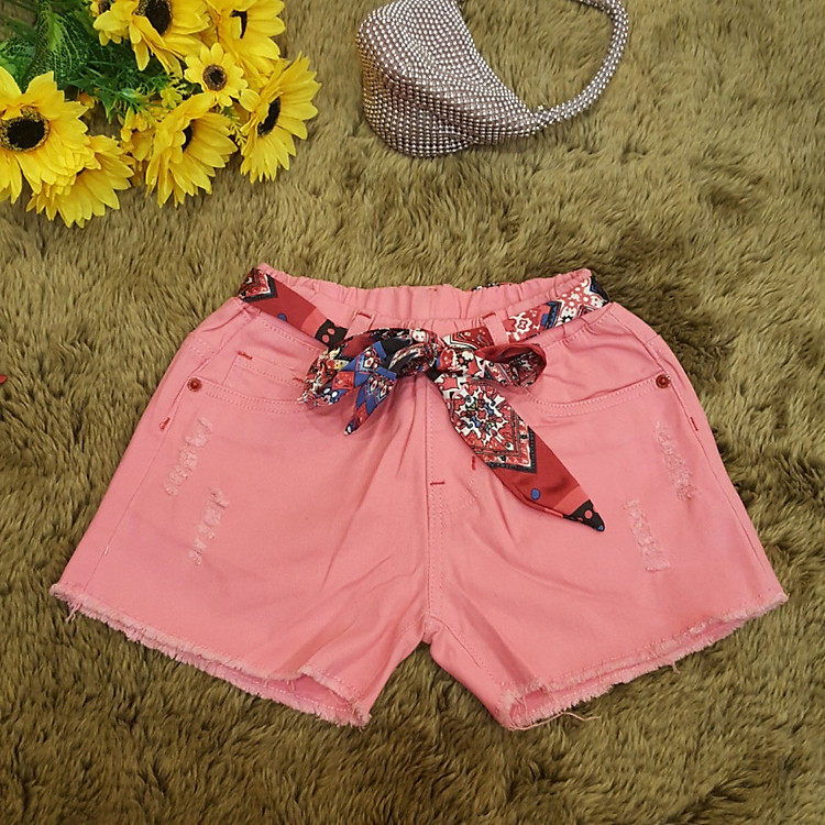 Quần shorts bé gái