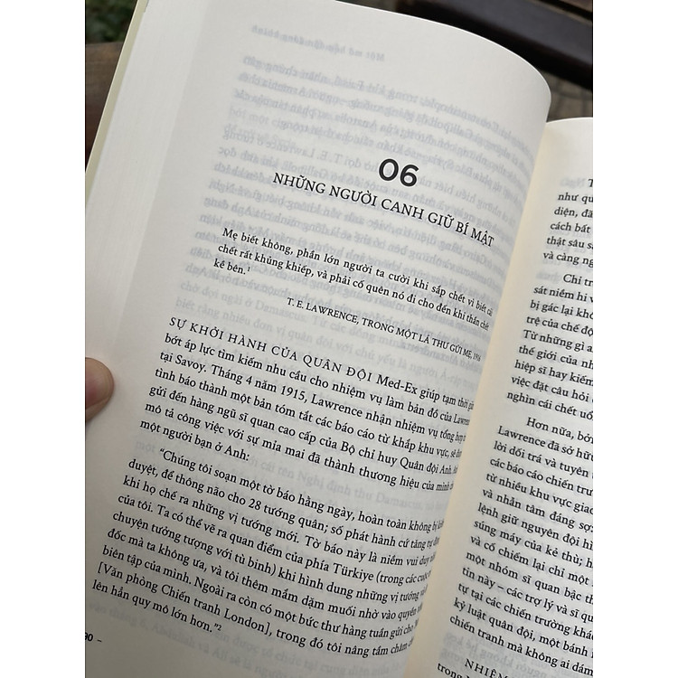 LAWRENCE XỨ Ả-RẬP: Chiến tranh, thủ đoạn, sự điên rồ của đế quốc và quá trình hình thành Trung Đông hiện đại - Ảnh 7