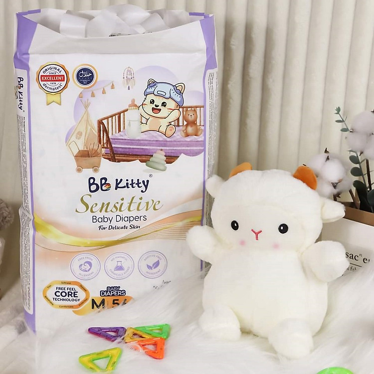Mua tại Lazada: Tã BB KITTY SENSITIVE size M 56 miếng Chính hãng, giá tốt