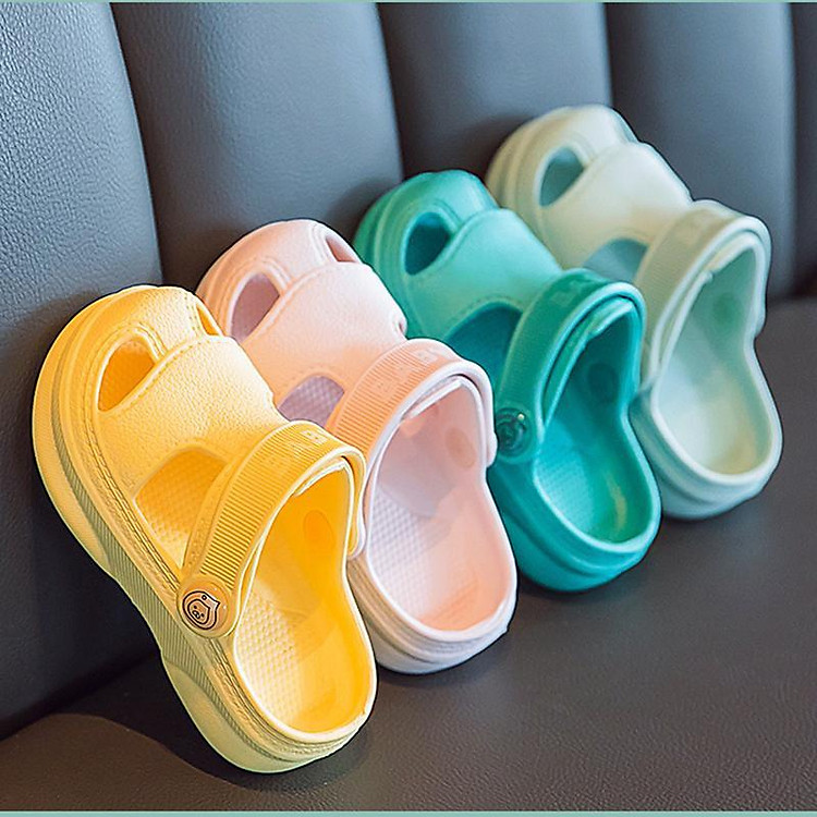 Dép Sục Cho Bé Mầm Store Siêu Mềm Siêu Nhẹ Chống Trơn Trượt Cho Bé Chân từ 12-17 Cm