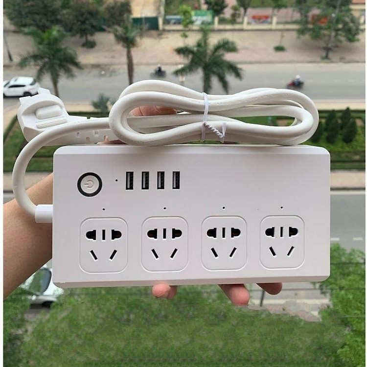 Ổ cắm Wifi Tuya 4 ổ cắm + 4 usb