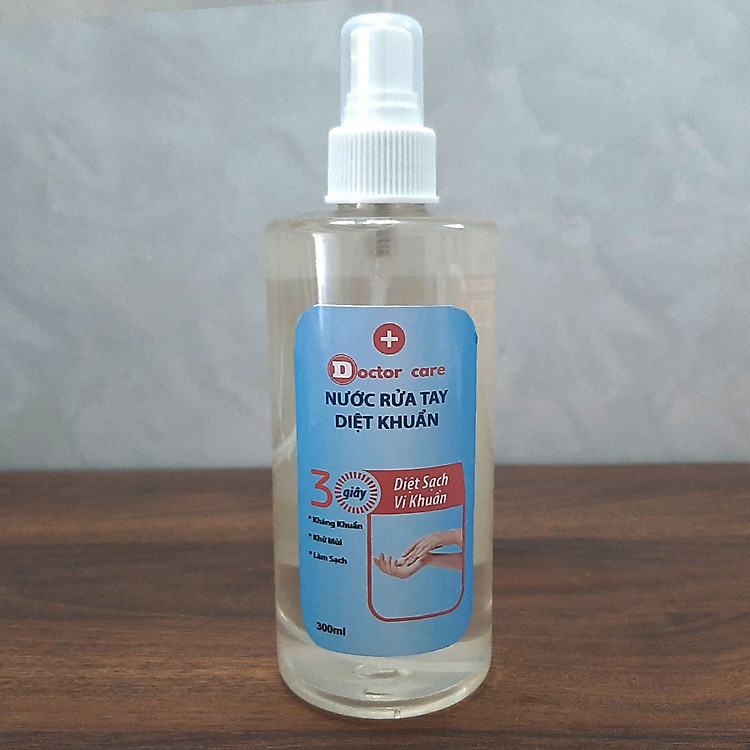 Nước rửa tay khô Diệt Khuẩn Doctor Care Hương Bac hà CHAI 300 ML