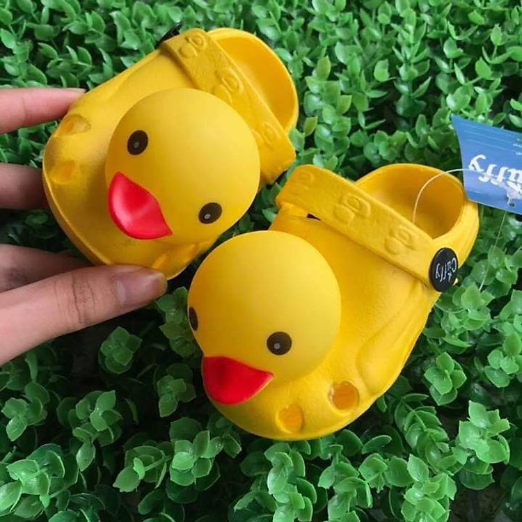 Dép Vịt Vàng Cho Bé