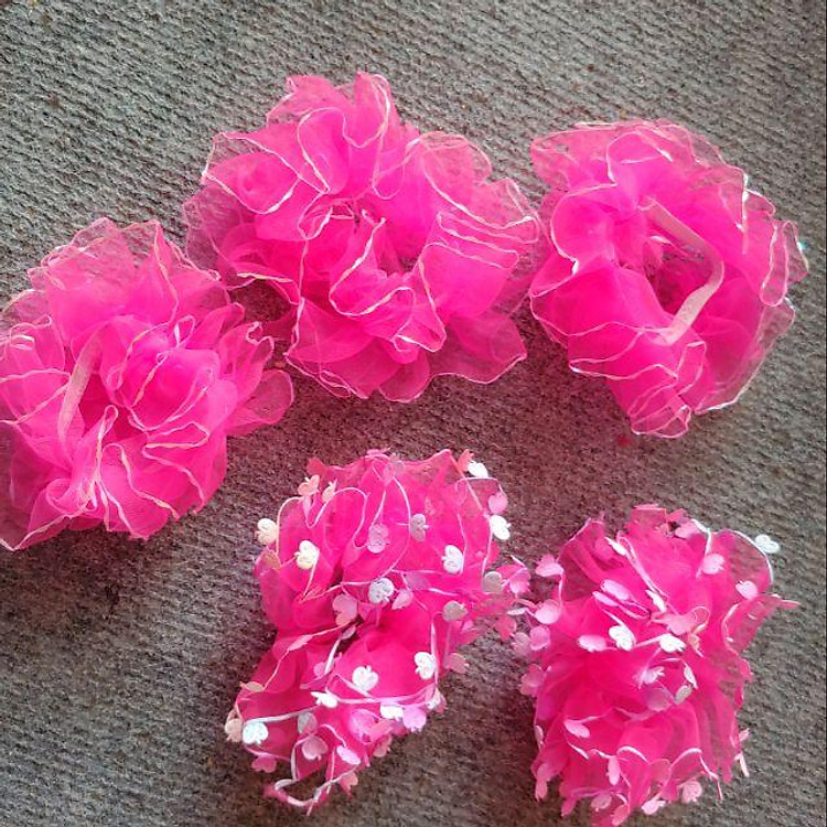 Dây buộc tóc cho bé đi múa