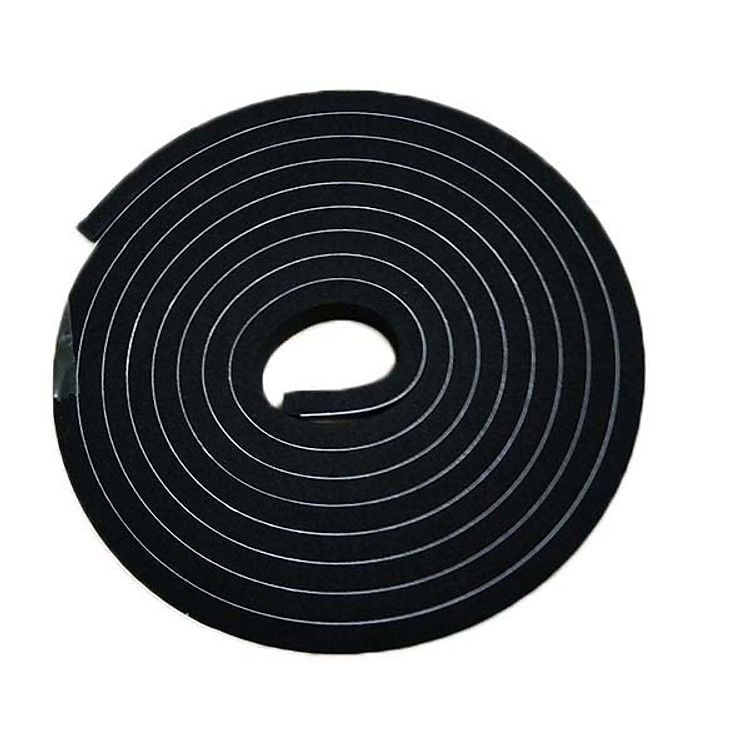 Cuộn mút dày giúp cách âm, bịt kín khe hở cửa nội địa Nhật Bản