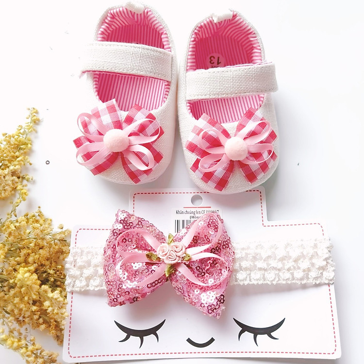 Bộ sản phẩm Giày tập đi + 1 Băng Đô cho bé gái sơ sinh từ 0 - 12 tháng - Quà tặng thôi nôi- Ma04 - màu trắng nơ đỏ
