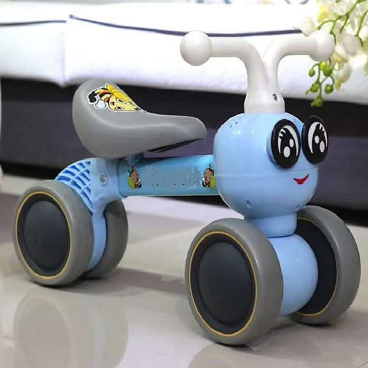 Xe chòi chân thăng bằng cho Bé- Màu xanh