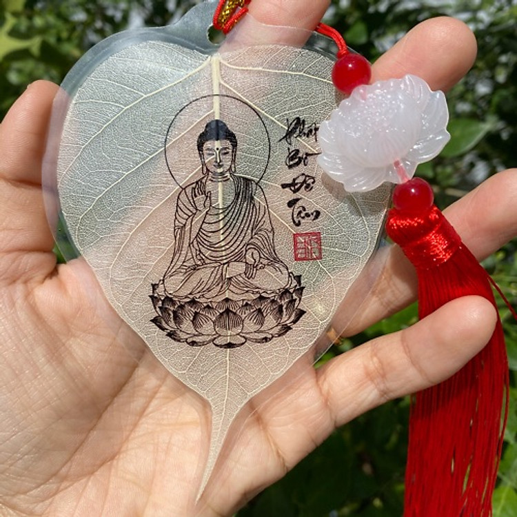 Lá Bồ đề hình Phật, tua rua hoa sen hoặc đồng tâm