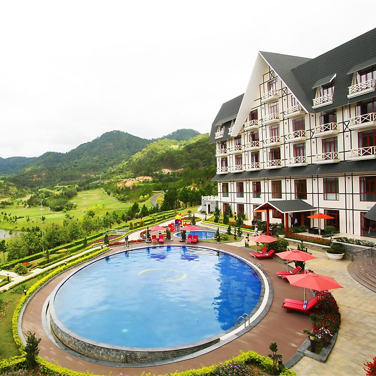 Swiss-Belresort Đà Lạt 5* - Buffet Sáng, Xe Đưa Đón, Hồ Bơi Nước Ấm