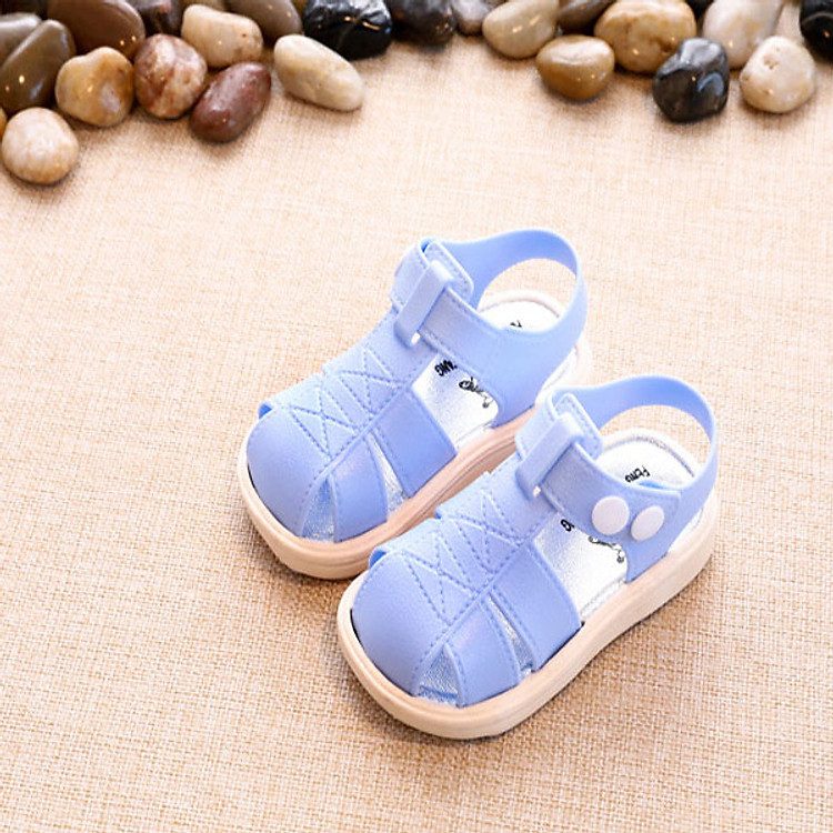Giày sandal chống trượt cho bé