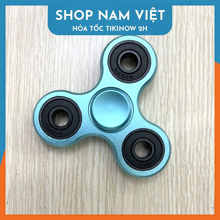 Mua tại MyKingdom: Con Quay Tri-Wing 3 Cánh Kim Loại - Xanh - Ngập tràn khuyến mãi