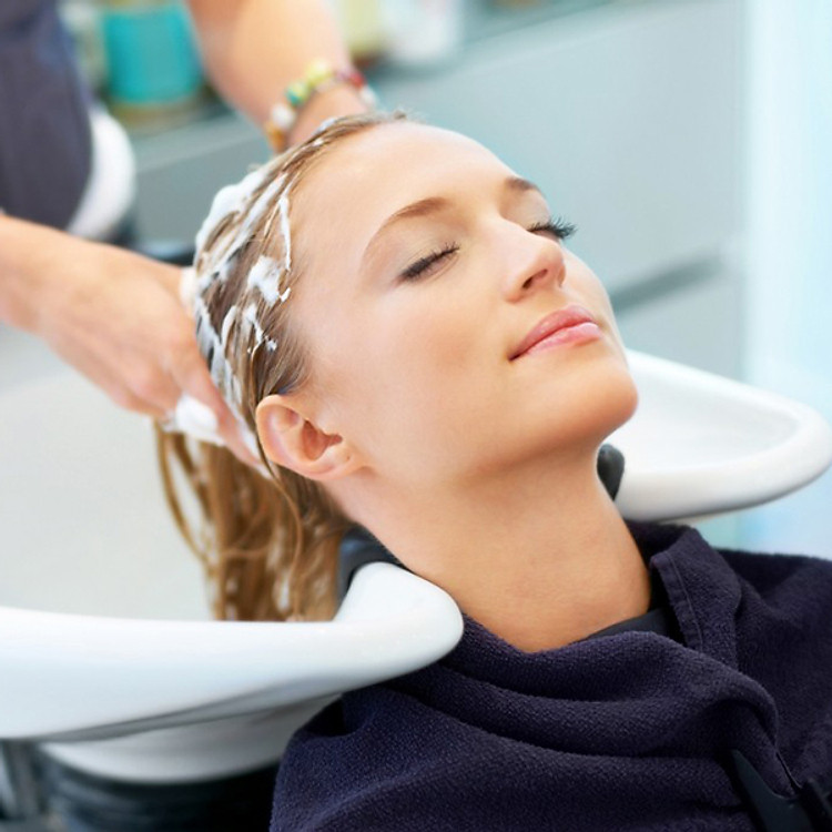 Dich Vụ Gội Đầu Thư Giãn Tại Hair Salon Kiệt Nguyễn