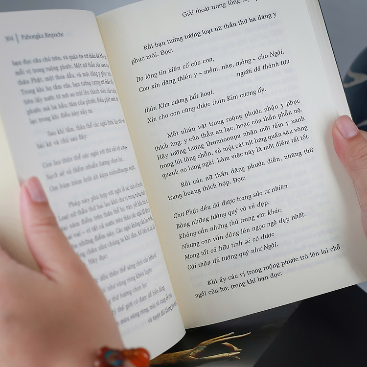 Giải Thoát Trong Lòng Tay - Ảnh 2