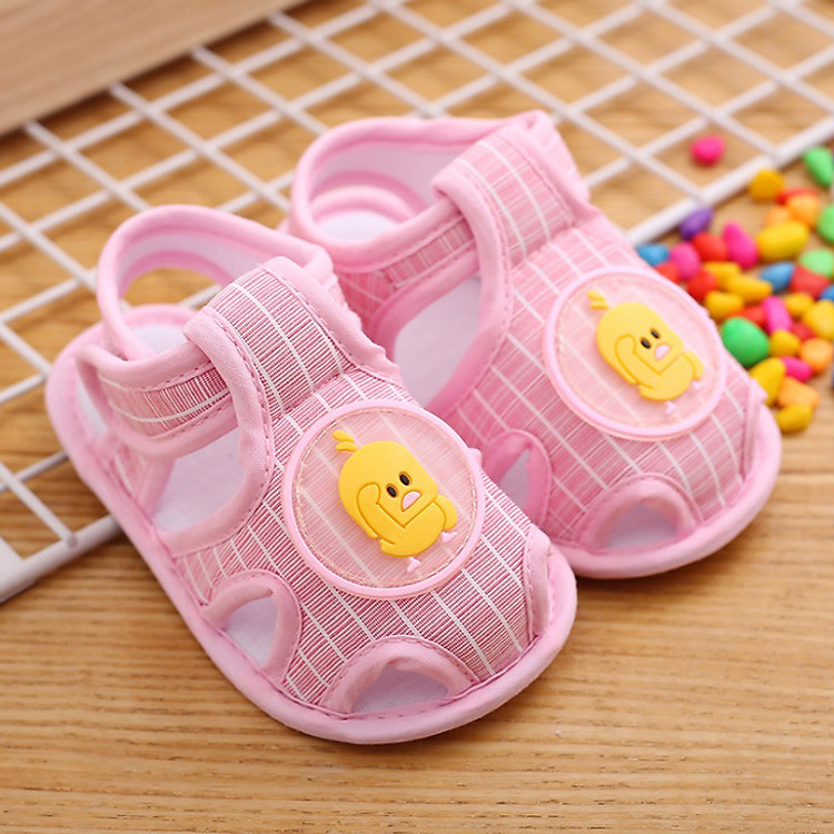 Giày sandal tập đi màu hồng cho bé hình chú gà ngộ ngĩnh size 12