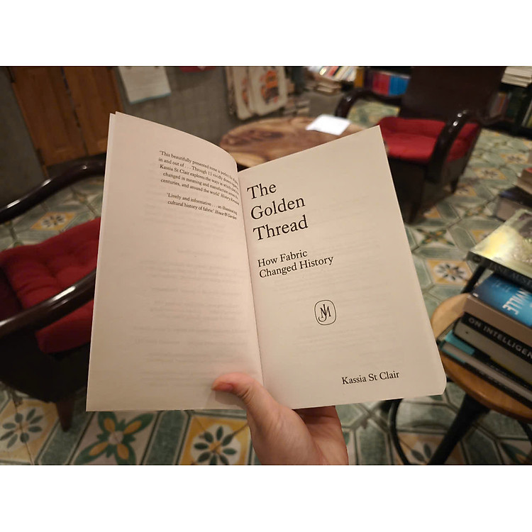 The Golden Thread: How Fabric Changed History - Ảnh 5