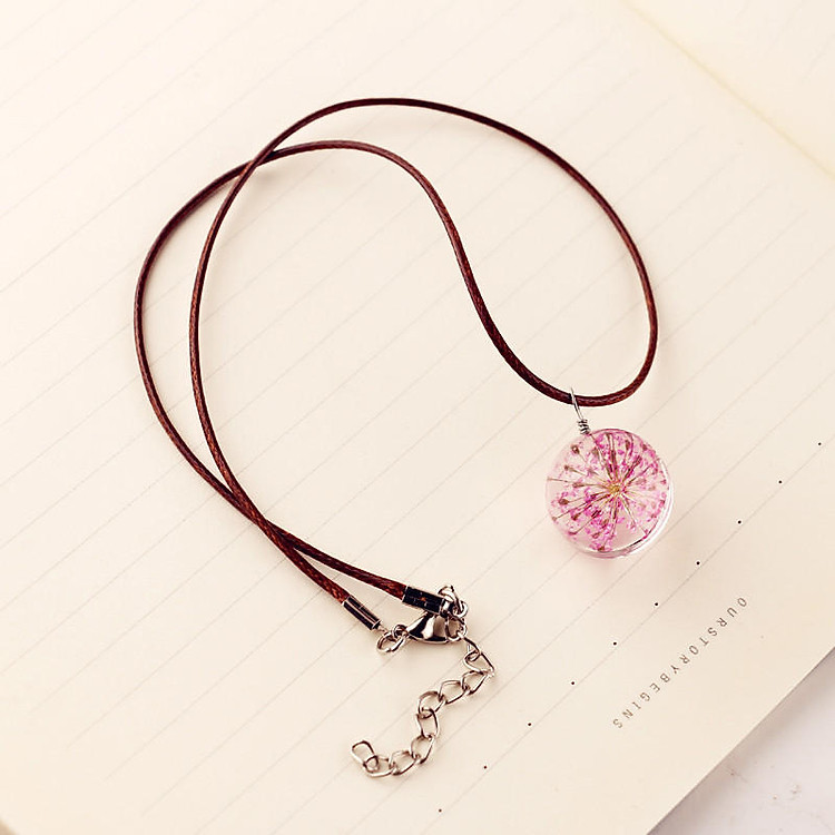 Vòng Cổ Dây Chuyền Mặt Hoa Ren Nhiều Màu Ép Thủy Tinh Resin - Hồng