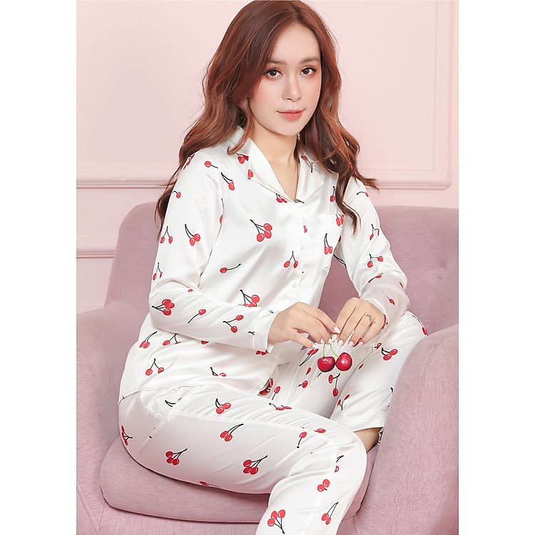 Bộ đồ ngủ lụa nữ tay dài quần dài họa tiết trái cherry cao cấp H077