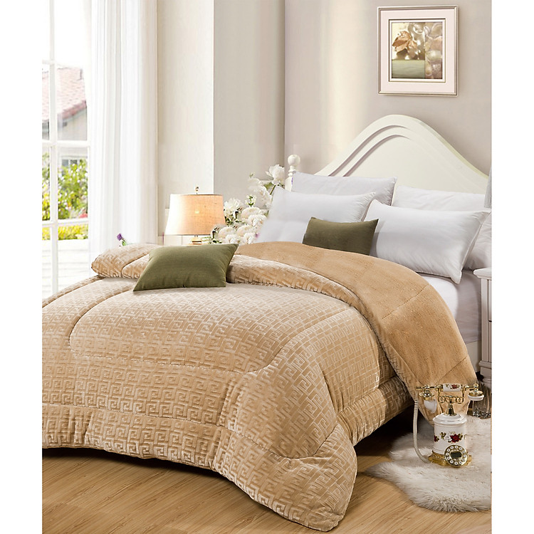 Chăn Nhung Lông Cừu Chữ Vạn Mẫu Mới Khổ 2m x 2m3 - Tặng khăn mặt sọc