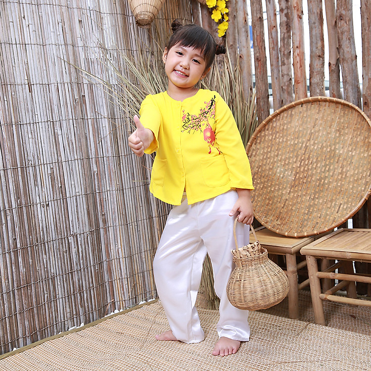 Bộ Bà Ba Bé Gái BONCHOP BBG-105VANG