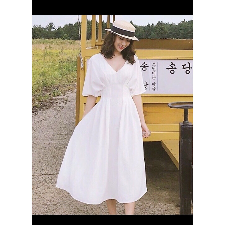 Đầm cánh dơi xếp li