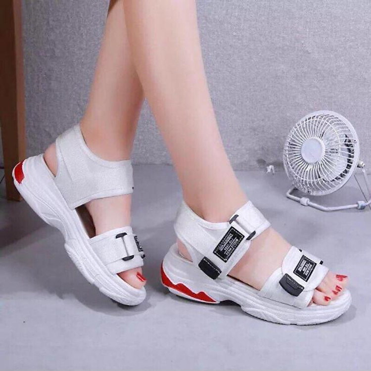 Giày Sandal nữ quai dán cá tính, năng động - SD69
