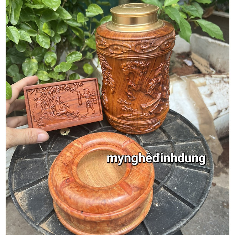 Bộ hộp đựng trà, gạt tàn, hộp đựng thuốc bằng gỗ hương đá - Ảnh 3